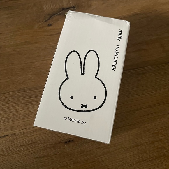 MIFFY-Imported (NWT/Box) Mini White Humidifier - Picture 2 of 16